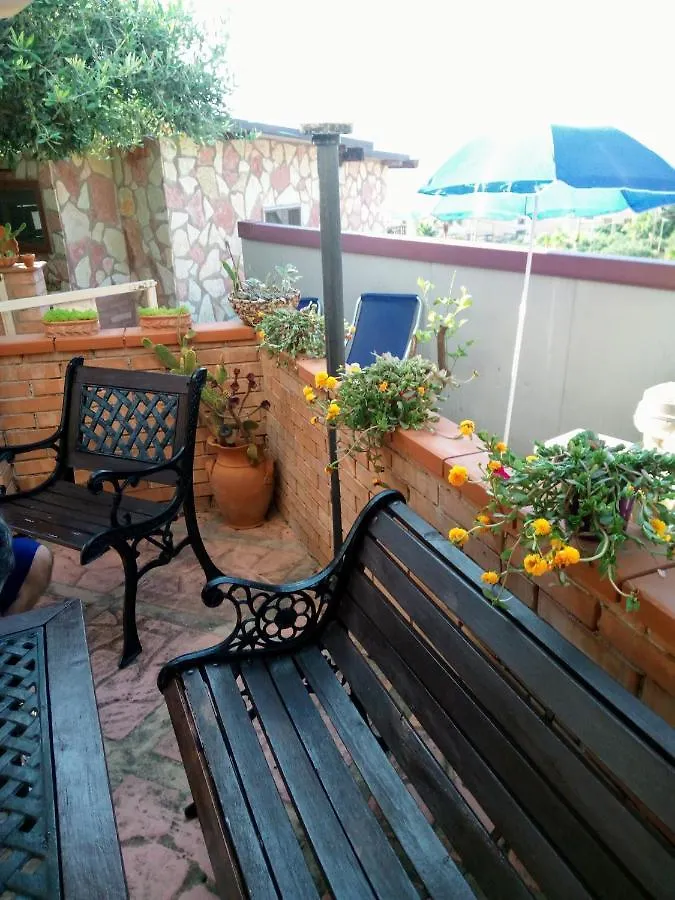 Bed and Breakfast Accussi Alcamo Marina Nocleg ze śniadaniem