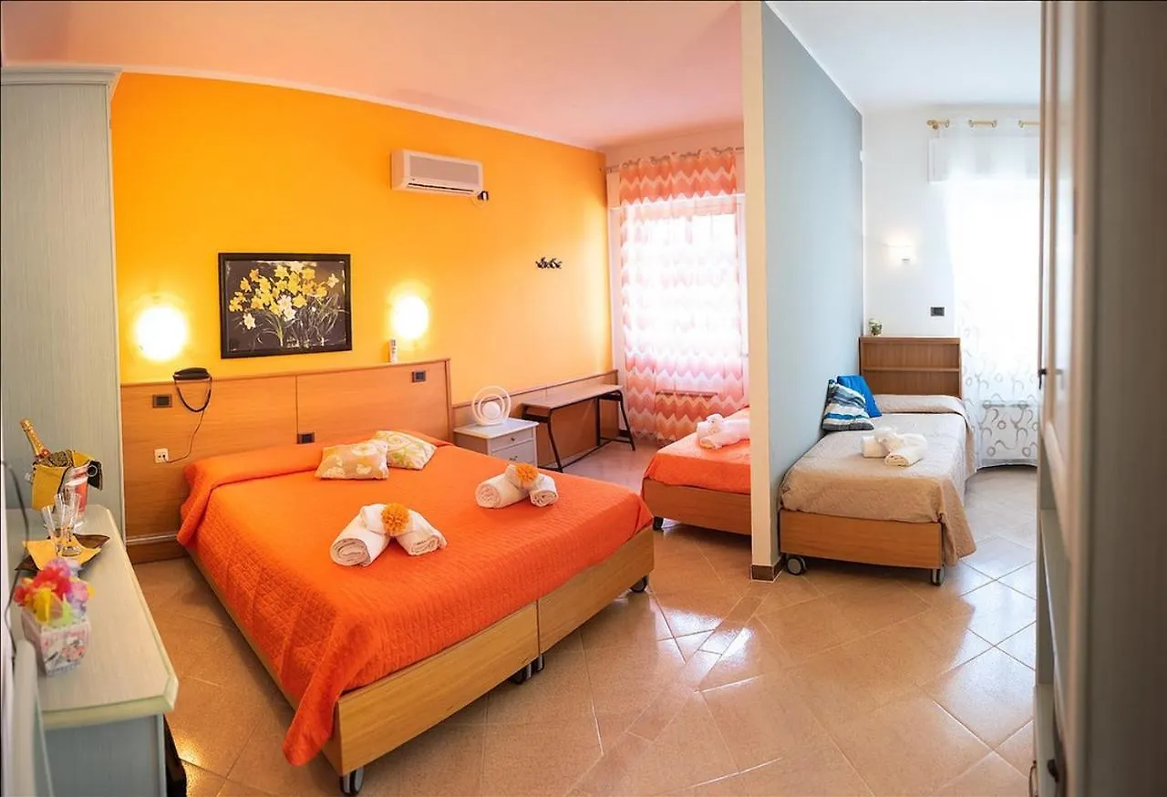 Bed and Breakfast Accussi Alcamo Marina 2*,  Włochy