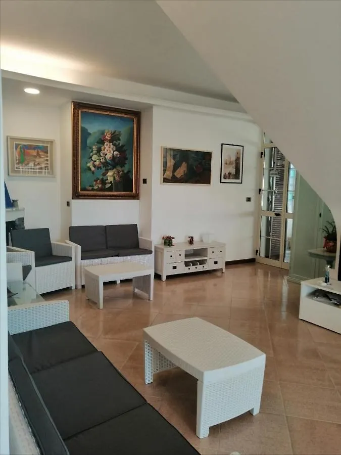 Accussi Bed & Breakfast Alcamo Marina