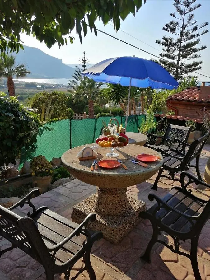 Accussi Bed & Breakfast Alcamo Marina